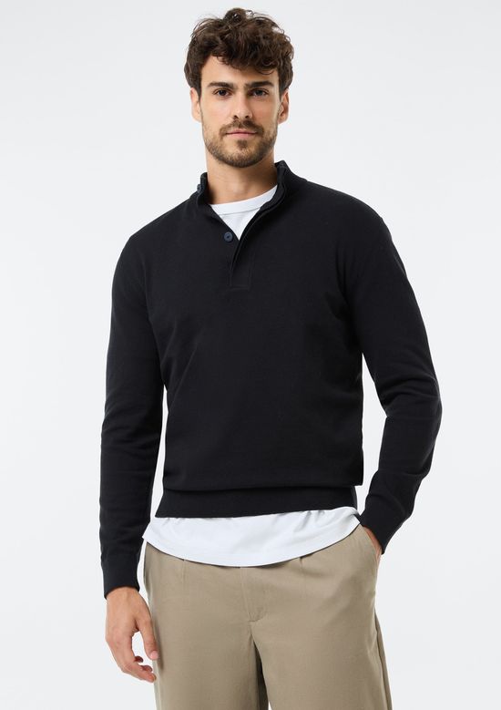 Foto do produto: Blusão Masculino Gola Alta Em Tricô - Preto