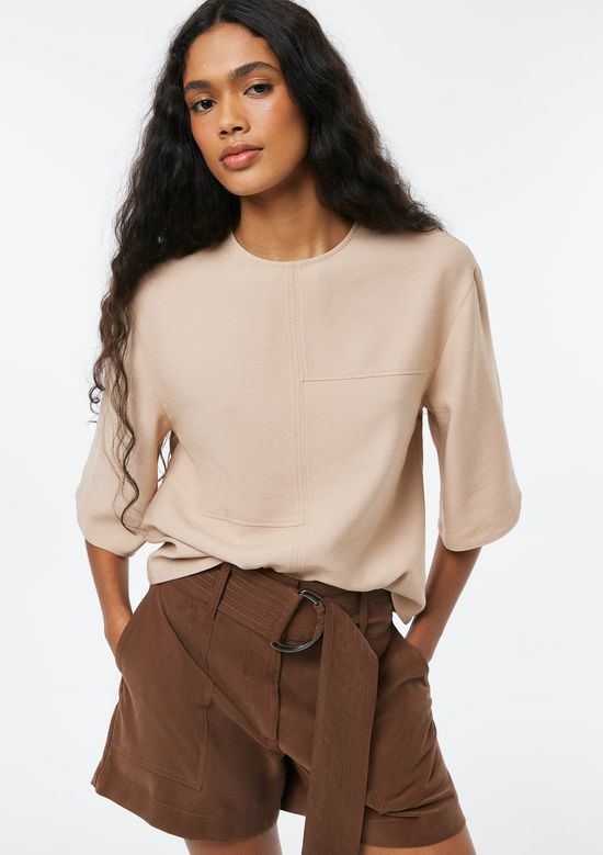 Foto do produto: Blusa Feminina Manga Curta Em Viscose - Bege