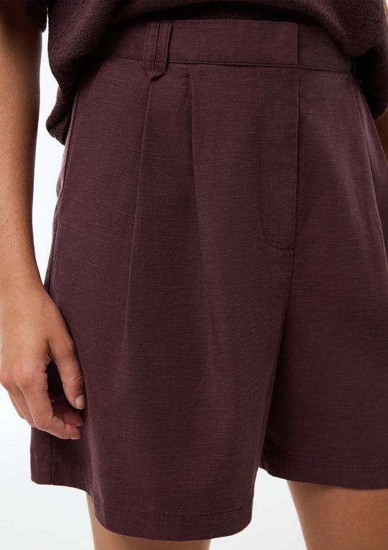 Foto do produto: Bermuda Feminina Reta Em Peach Touch - Marrom