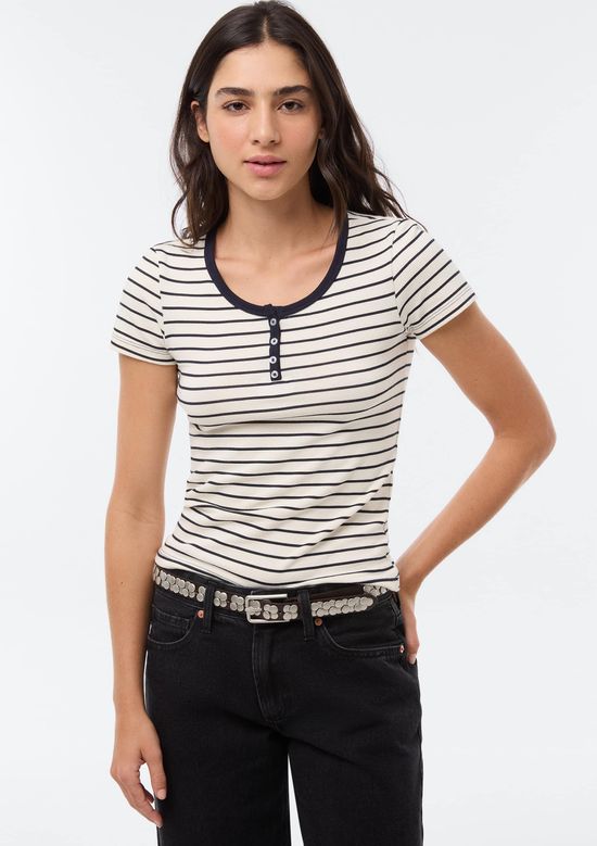 Foto do produto: Blusa Feminina Listrada Com Peitilho - Azul