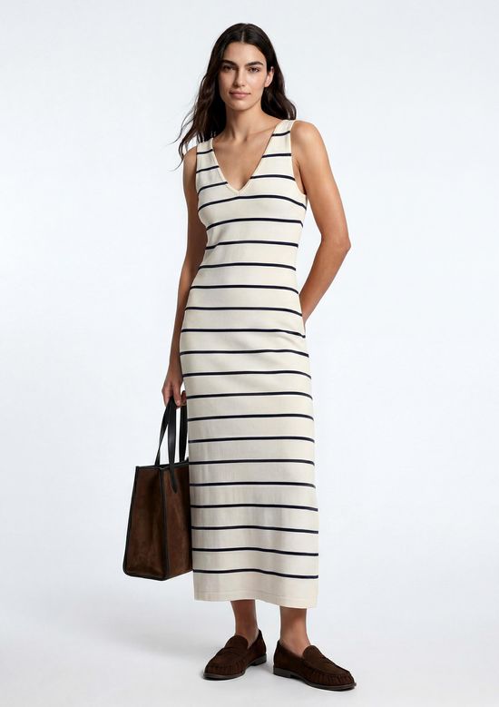 Foto do produto: Vestido Midi Evasê Com Elastano - Off white