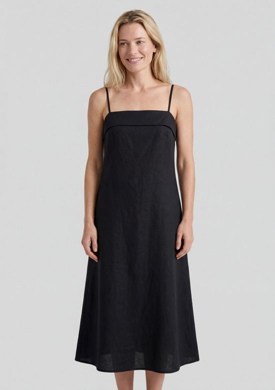 Foto do produto: Vestido Curto Reto Em Viscose - Preto