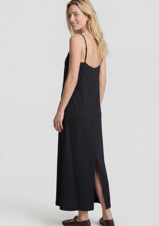 Foto do produto: Vestido Curto Reto Em Viscose - Preto