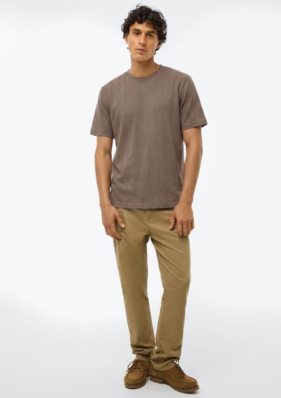 Foto do produto: Camiseta Masculina Comfort Texturizada - Marrom