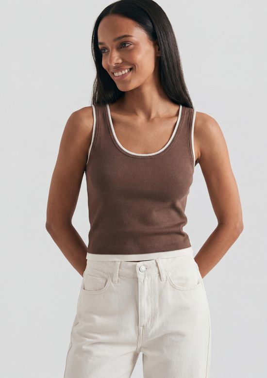 Foto do produto: Regata Feminina Decote U Slim - Marrom