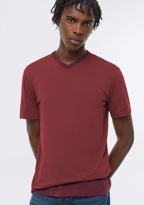 Foto do produto: Camiseta Básica Masculina Manga Curta Gola V World - Vermelho