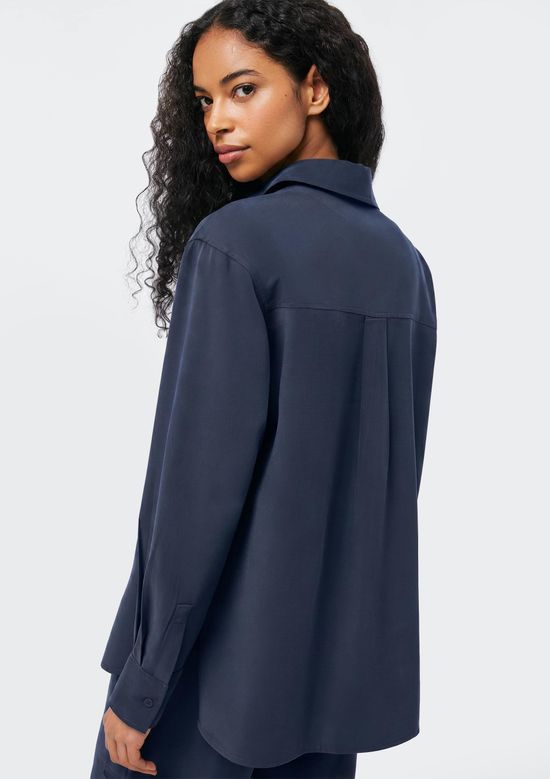 Foto do produto: Camisa Feminina Em Tecido Plano - Azul