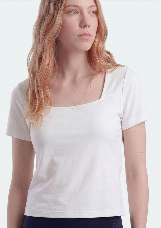 Foto do produto: Blusa Teen Manga Curta Decote Quadrado - Off white