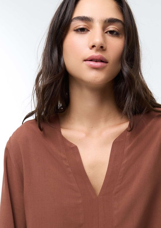 Foto do produto: Blusa Feminina Manga 3/4 Em Viscose - Marrom