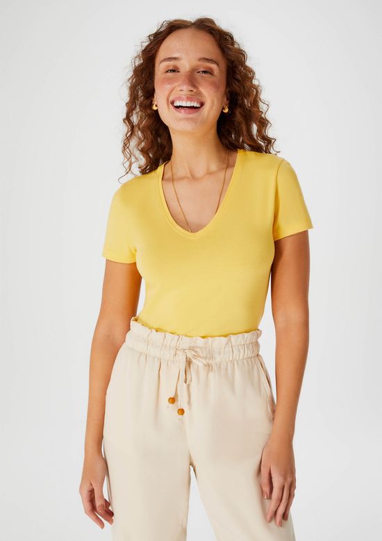 Foto do produto: Blusa Básica Feminina Decote V Com Elastano - Amarelo